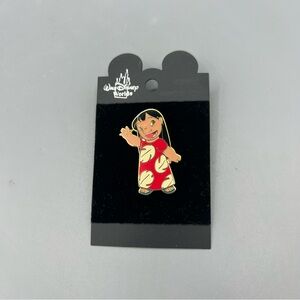 Wdw Lilo Stitch Disney waving in Red Hawaiin Dress pin